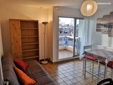 studio meublé avec terrasse – quartier dhuoda à nîmes