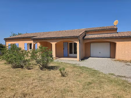 maison de plain pied avec grand terrain ruoms sud ardeche
