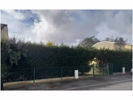 vente terrain 600 m² à blanquefort (33290)  199 900 €