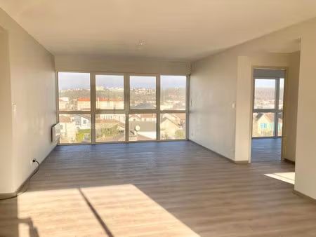 location appartement 3 pièces 85.2 m² à boulazac isle manoire (24750)  827 €