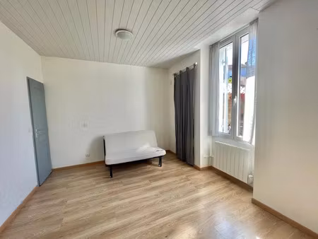 location meublée appartement 1 pièce 19.6 m² à perigueux (24000)  403 €