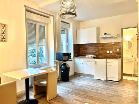 location meublée appartement 1 pièce 20.8 m² à perigueux (24000)  395 €