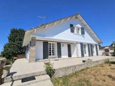 vente maison à souvigné (16240) : à vendre / 181m² souvigné