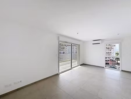location appartement 2 pièces 49.7 m² à ajaccio (20000)  845 €