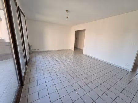 à vendre appartement t3 de 69 m2 cran-gevrier (74960)