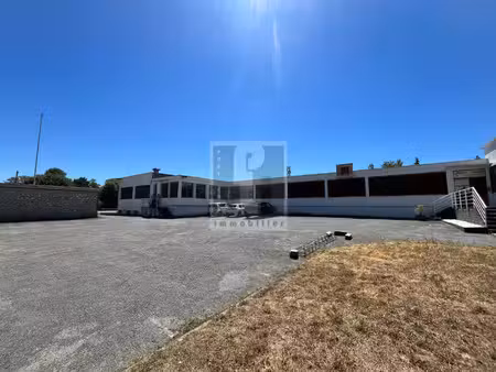 locaux d'activité et bureaux