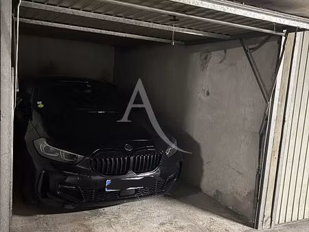exclusivite l'adresse garage fermé à vendre