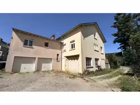 grande maison familiale lumineuse de 5 chambres avec jardin