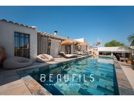 exclusivité. villa méditerranéenne aux saintes maries de la
