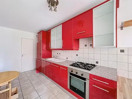 location appartement 3 pièces 65 m² à clermont-ferrand (63000)  820 €