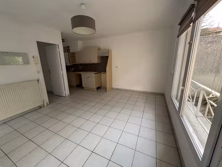 location appartement 2 pièces 31.41 m² à houilles (78800)  834 €