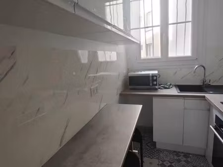 location meublée appartement 2 pièces 40 m² à saint-denis (93200)  999 €