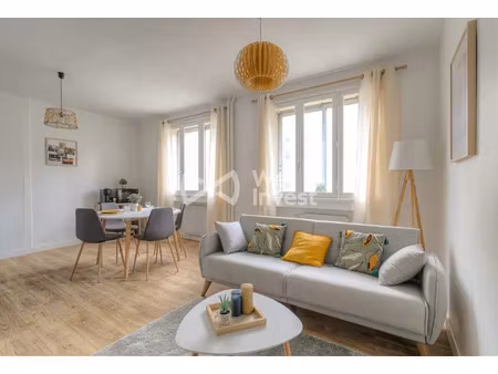 location meublée appartement 2 pièces 40 m² à villeurbanne (69100)  980 €