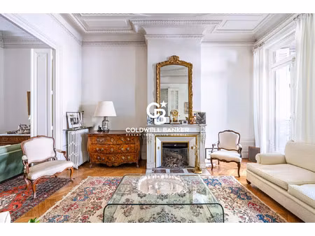maison de luxe à vendre dans le quartier caudéran-barrière judaïque