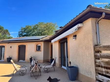 villa 6 pièces 172 m²