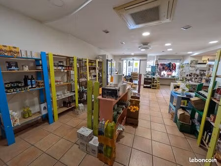 local commercial centre ville 150 m2
