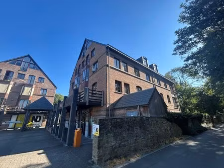 appartement à louer avec garage et 3 chambres   wépion (vbe51083)