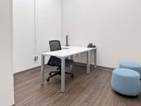 bien professionnel à louer à antwerpen € 539 (lqmq1) - iwg | zimmo