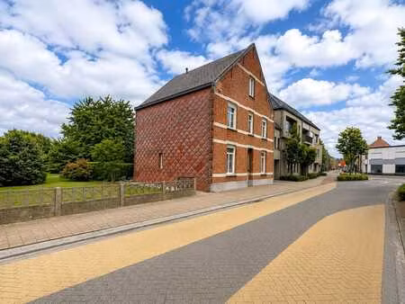 maison 3 façades à rénover à vendre à arendonk