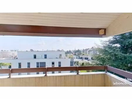 vends appartement t3