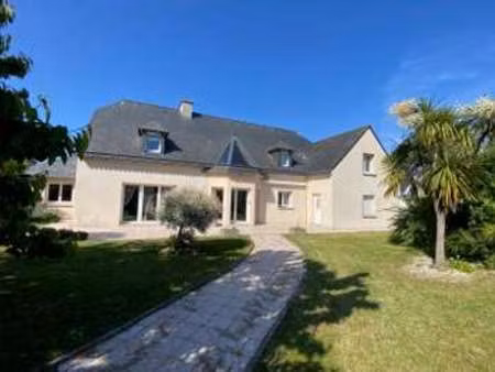 vente maison à lanvallay (22100) : à vendre / 235m² lanvallay