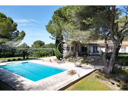 villa eygalières - 3 chambres - 180m²