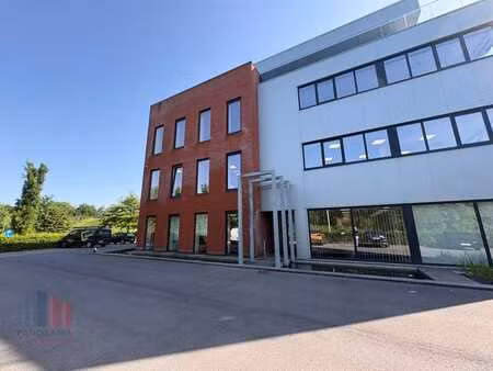 instapklaar kantoor van 516 m² op een gunstige ligging vl...