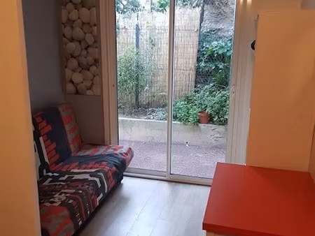 location appartement 1 pièce 10 m² à marseille 8ème (13008)  370 €