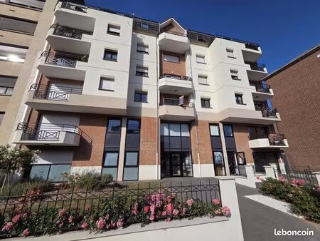 appartement 3 pièces 60 m²