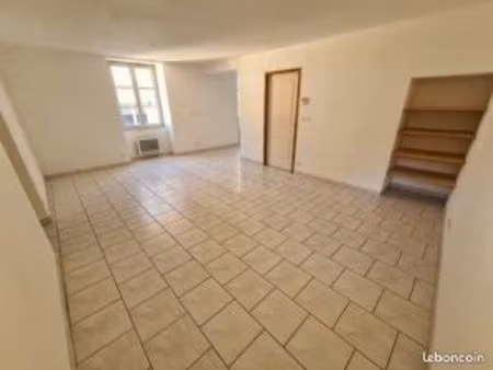 appartement f3 centre ville de sellières