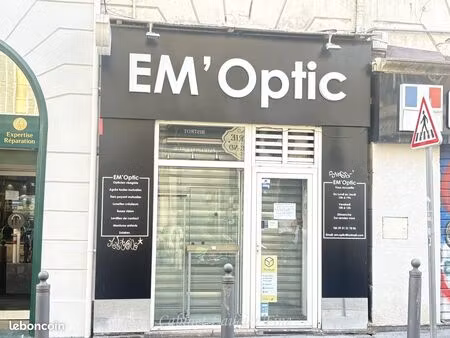 local commercial  opticien 32 m² marseille