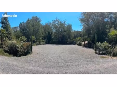 terrain de 1000m²