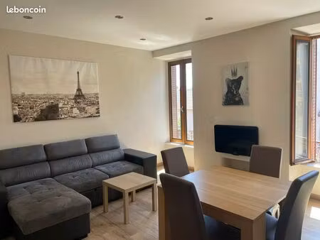 appartement 2 pièces · 42 m² · st-simond / centre ville