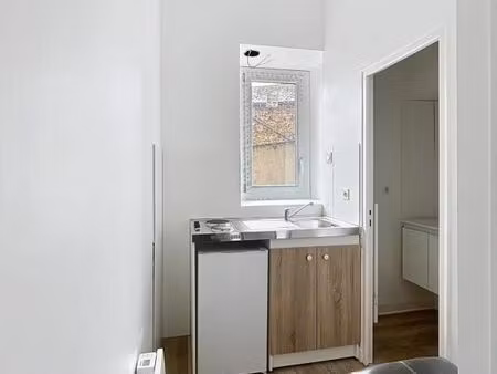 studio 1 pièce 20 m²