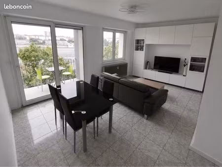 f2 meublé 45m2 avec balcon