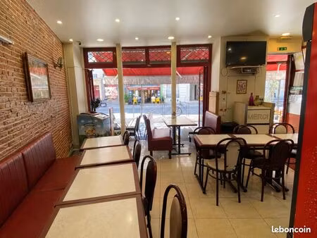 local restaurant 61 m²