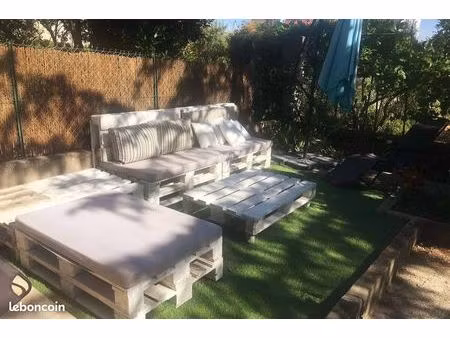 t2 meublé bandol rez-de-jardin terrasse jardin – bail étudiant / mobilité