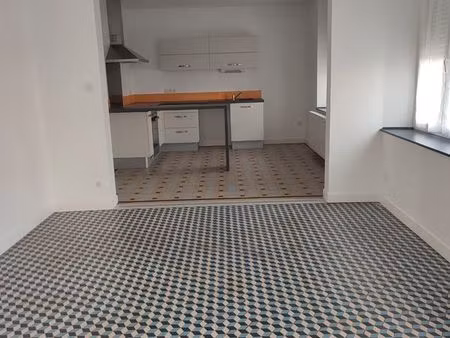 proche gare commercy loue f1bis rdc