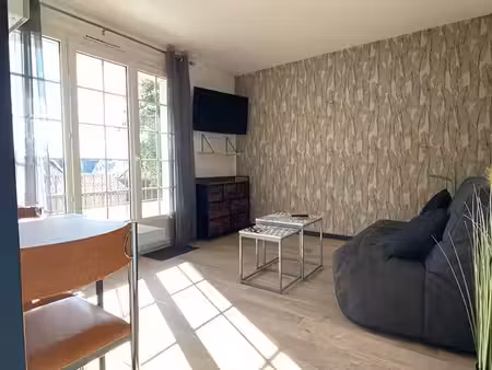 location meublée appartement 1 pièce 19.33 m² à le neubourg (27110)  500 €