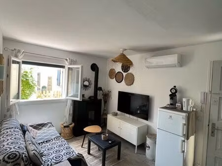 t2 avec patio extérieur climatisé