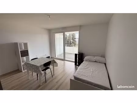 studio 1 pièce 23 m²