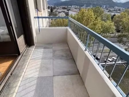 location appartement 1 pièce 38 m² à echirolles (38130)  543 €