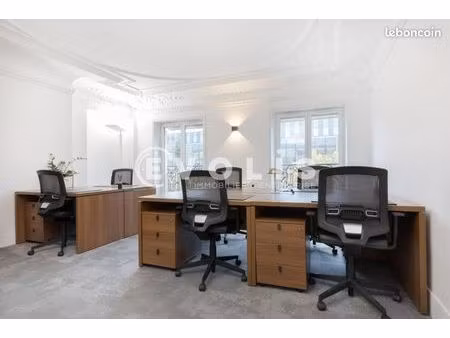 bureaux 133 m²
