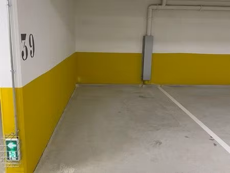 parking à vendre guyancourt villaroy avec borne électrique (à venir)
