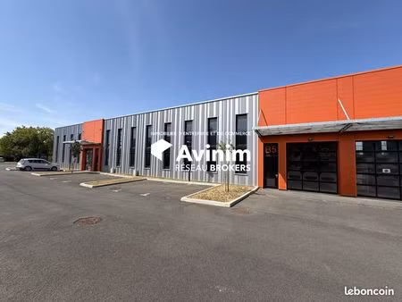 local 232 m² chauray