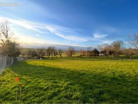 terrain 1345 m2