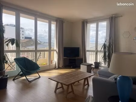 appartement 3 pièces 79 m²