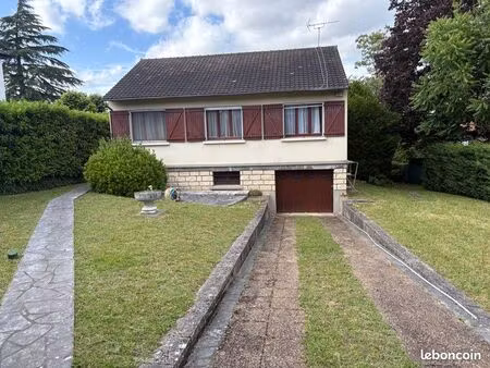 maison individuelle 70 m² – terrain arboré de 1 200 m² – orgeval centre – fort potentiel