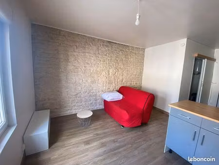 studio 1 pièce 31 m²