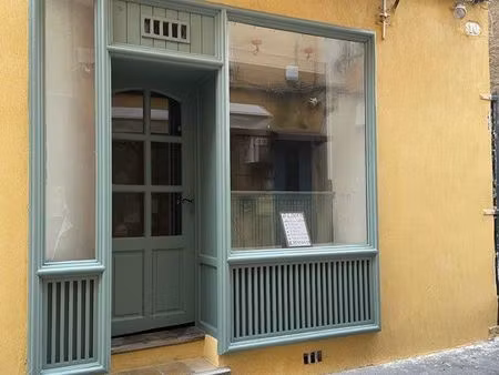 local ou magasin ou bureau